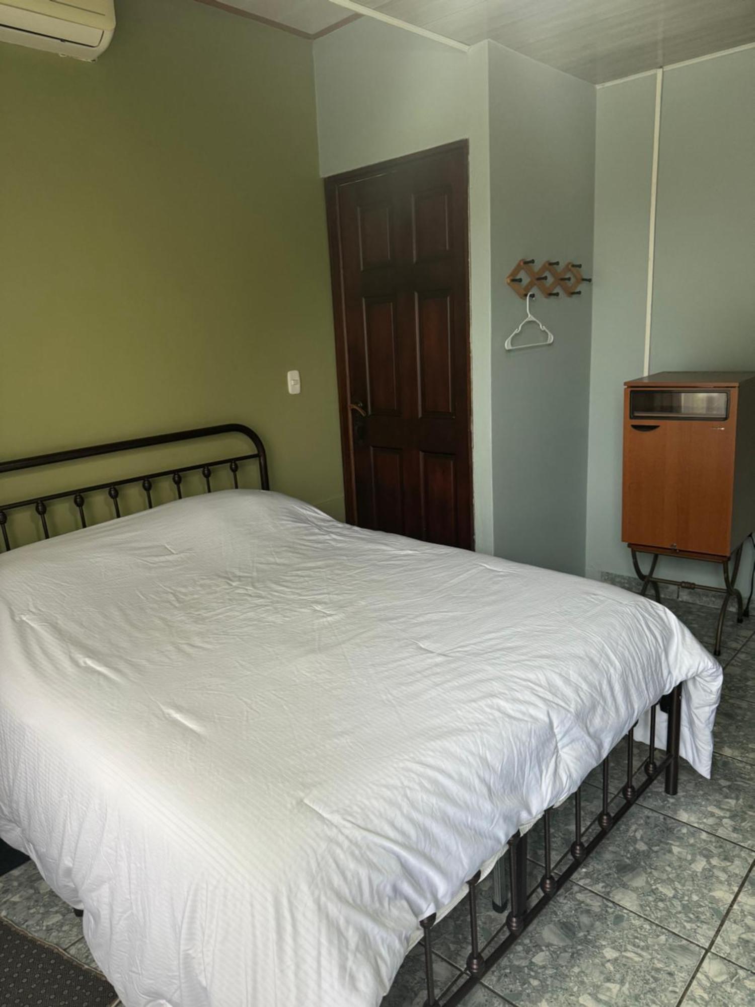 Hotel Vale'S Chiles  Kültér fotó