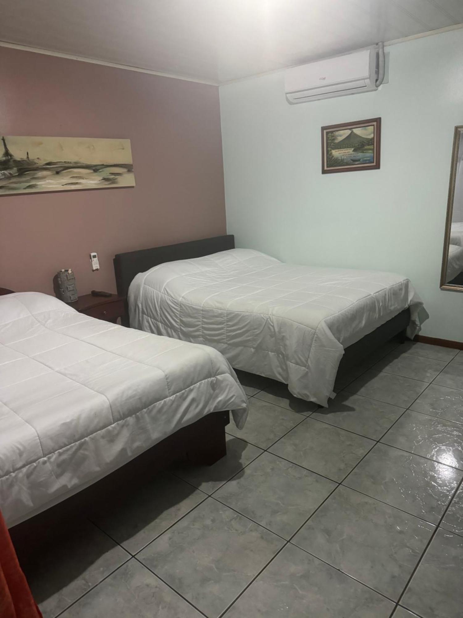 Hotel Vale'S Chiles  Kültér fotó